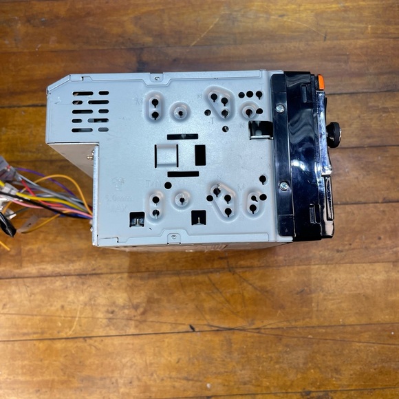 Dual 6.2″ AV DVD /Bluetooth /Touchscreen Car Stereo - Picture 8 of 8